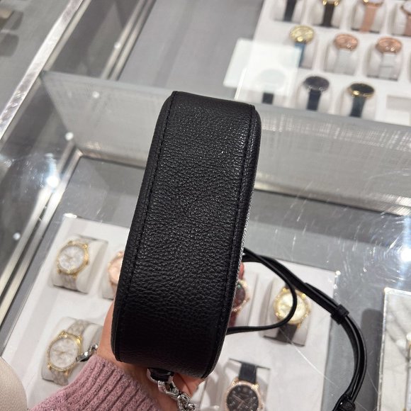 NWT MICHAEL KORS JET SET GLAM SMALL OVAL CROSSBODY BLACK MK - Picture 4 of 7